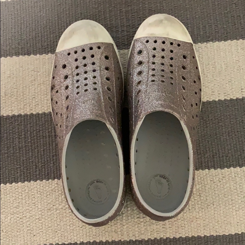 Native girls size J2